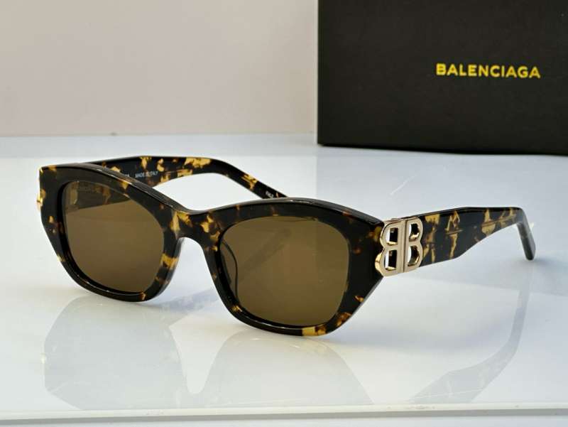 Picture of Balenciga Sunglasses _SKUfw55559969fw
